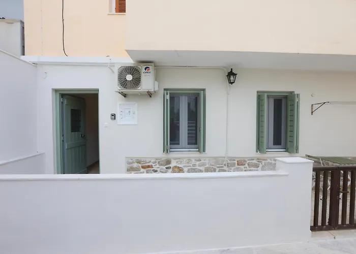 Terra Olivae Syros Apartment *